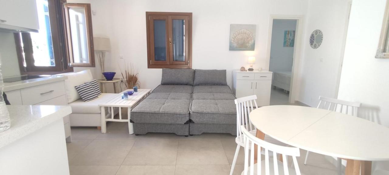 Olive Tree & Capari Mykonos Town Homes & Apartments With Pool! Exterior foto